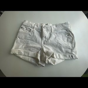 OLD NAVY white shorts size 4 *never worn*